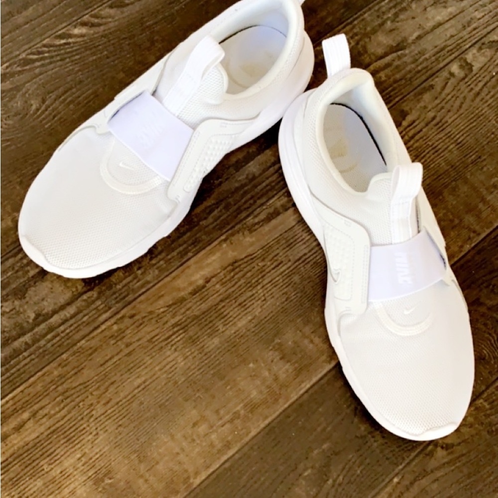 Nike AD Comfort Slip Women's No Lace Running Shoes Photon Dust White